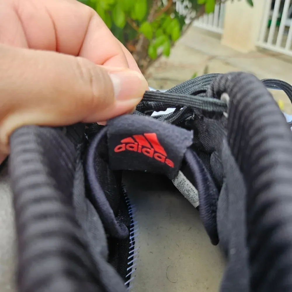 Adidas dame 5